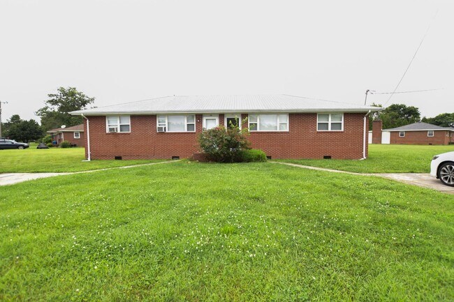 936-938 Schumann Dr in Virginia Beach, VA - Building Photo - Building Photo