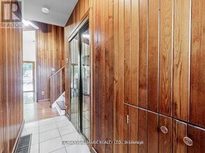 901 Brimorton Dr in Toronto, ON - Building Photo - Building Photo