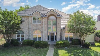 7008 Caldwell Ln, Unit 07-202 in Plano, TX - Building Photo
