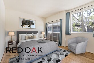 2463 Sawtelle Blvd, Unit 101 in Los Angeles, CA - Foto de edificio - Building Photo