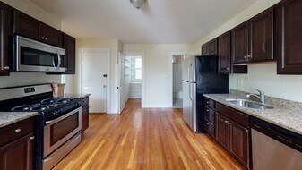 74 Saint Rose St, Unit 2 in Boston, MA - Building Photo