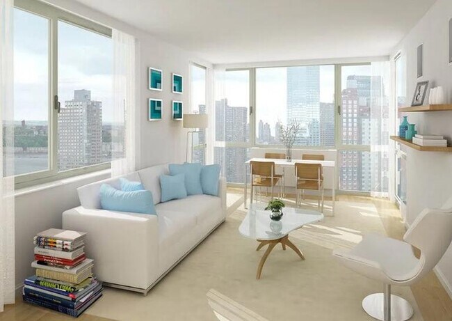 property at 522 W 37th St