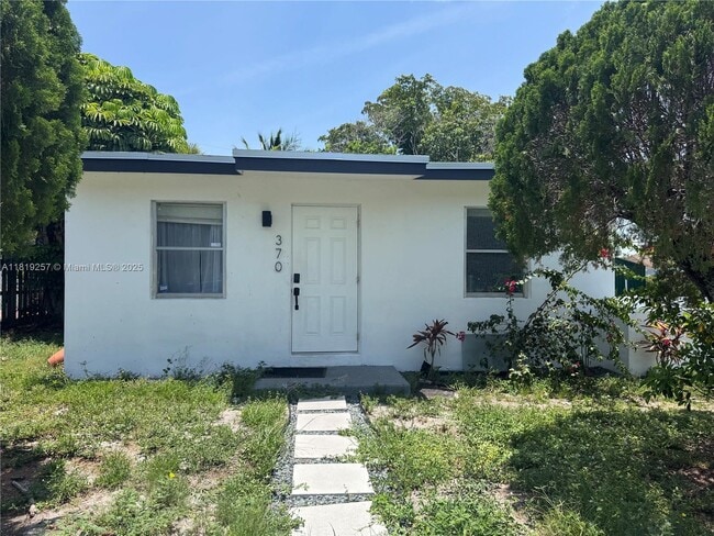 370 NW 15th Ct in Pompano Beach, FL - Building Photo - Building Photo
