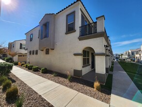 4048 E Toledo St in Gilbert, AZ - Building Photo - Building Photo