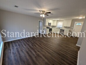 2839 Bay Berry Dr SW in Marietta, GA - Building Photo - Building Photo