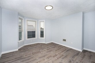 46 Wyllis Ave in Everett, MA - Building Photo - Building Photo