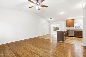 2403 Silverbrook Ave in Louisville, KY - Building Photo - Building Photo