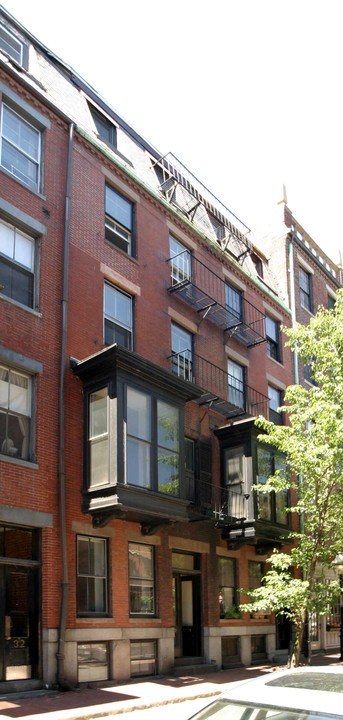 34 River St in Boston, MA - Building Photo