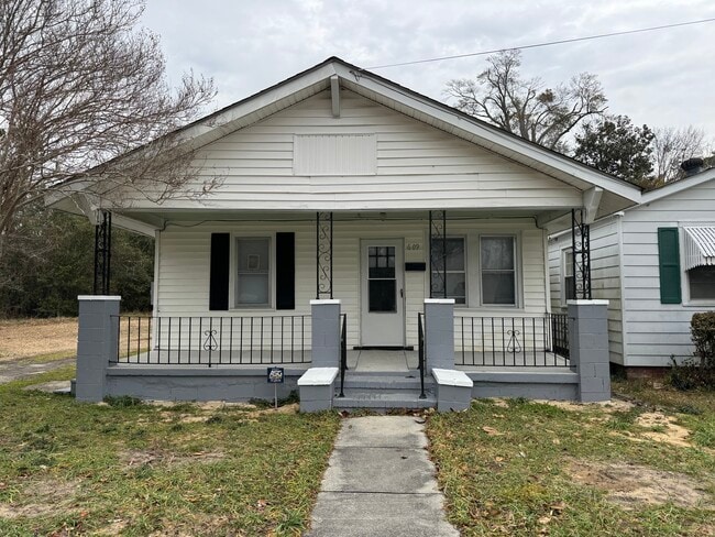 property at 609 Marstellar St