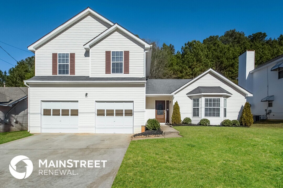 6650 Etterlee Dr in Stone Mountain, GA - Foto de edificio