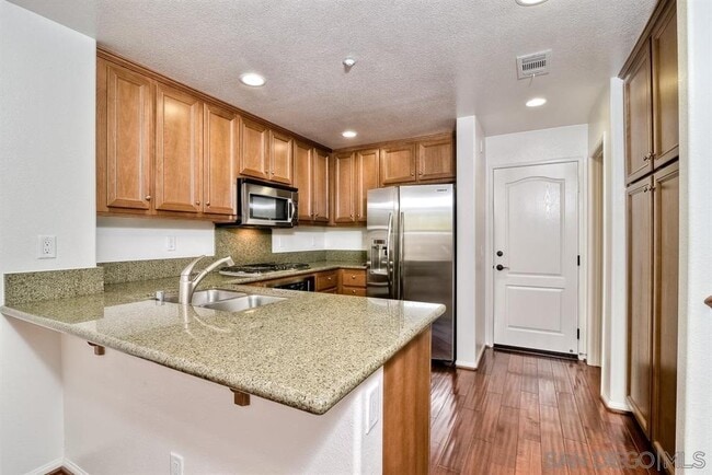 property at 10543 Avenida Olinda