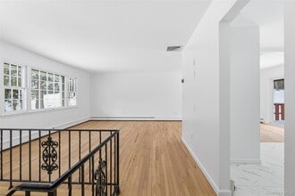 1618 Morningview Dr in Yorktown Heights, NY - Building Photo - Building Photo