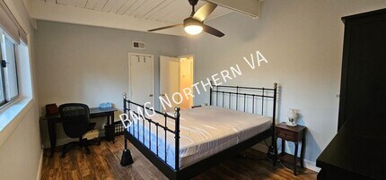 7740 Donnybrook Ct in Annandale, VA - Building Photo - Building Photo