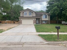 5884 S 2700 W in Roy, UT - Building Photo