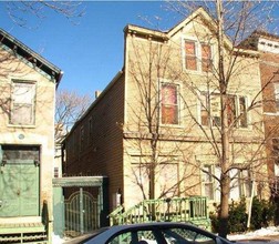 1424-1426 W Superior St in Chicago, IL - Foto de edificio - Building Photo