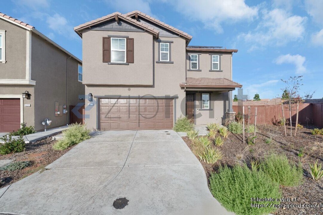4417 Neptune Cir in Folsom, CA - Building Photo