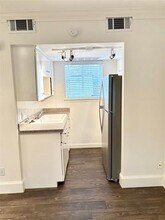 4210 Holland Ave-Unit -207 in Dallas, TX - Building Photo - Building Photo