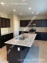 5853 E Voorman Ave in Fresno, CA - Building Photo - Building Photo