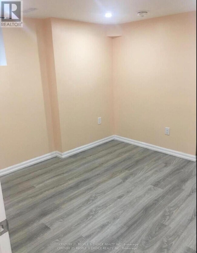 5951 Mersey St in Mississauga, ON - Building Photo - Building Photo