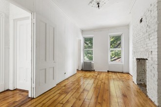 1306 8th Ave in Brooklyn, NY - Building Photo - Interior Photo