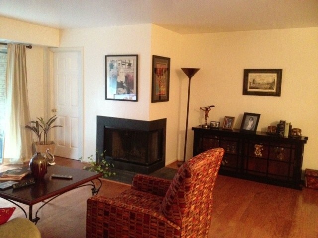5910 Cove Landing Rd in Burke, VA - Building Photo
