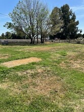 17121 Brannon Ave in Dos Palos, CA - Building Photo - Building Photo