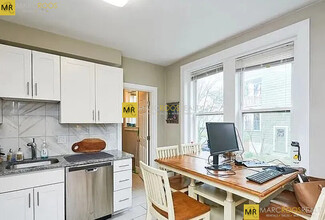 6 Leicester St, Unit 1 in Boston, MA - Building Photo - Building Photo