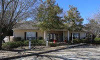 Leasing Office - Foxgate Apartments in Hattiesburg, Mississippi