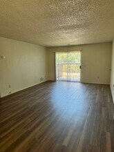 1801 Conifer Way, Unit 4 in Redding, CA - Building Photo - Building Photo