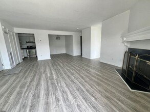 192 Heather Croft in Egg Harbor Township, NJ - Building Photo - Building Photo