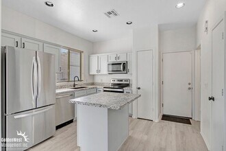 22067 N 30th Dr in Phoenix, AZ - Building Photo - Building Photo