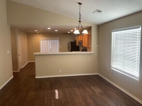 1312 Penasco Rd NE in Rio Rancho, NM - Foto de edificio - Building Photo