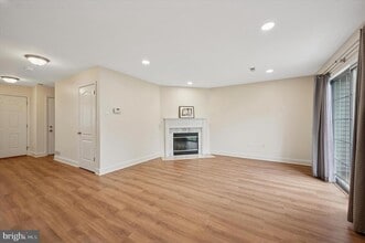 5201 Plantation Ct in North Wales, PA - Building Photo - Building Photo