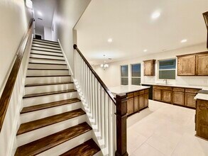 1427 Key Deer Dr in Laredo, TX - Building Photo - Building Photo