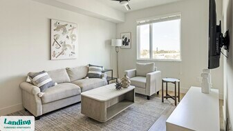 740 N Dixie Hwy, Unit N-403 in West Palm Beach, FL - Building Photo