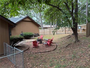 80 Mayfair Dr in Bella Vista, AR - Building Photo - Building Photo