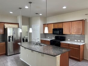 9410 Privet Dr in Austin, TX - Building Photo - Building Photo