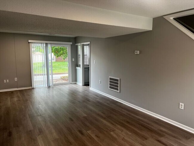 200 S Liberty St in Spartanburg, SC - Building Photo - Building Photo
