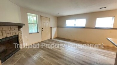 8213 N Everton Ave in Kansas City, MO - Building Photo - Building Photo