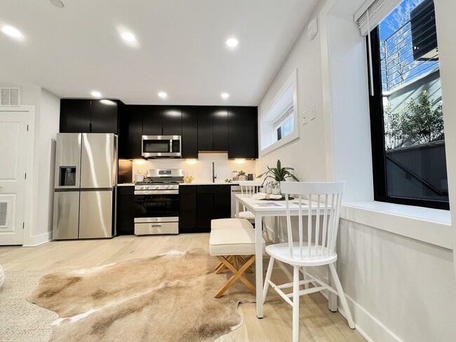 1026 18th St NE in Washington, DC - Building Photo - Building Photo