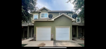 5020 Stowers Blvd in San Antonio, TX - Foto de edificio - Building Photo