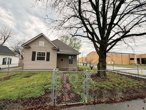 202 South St in Joplin, MO - Building Photo - Building Photo
