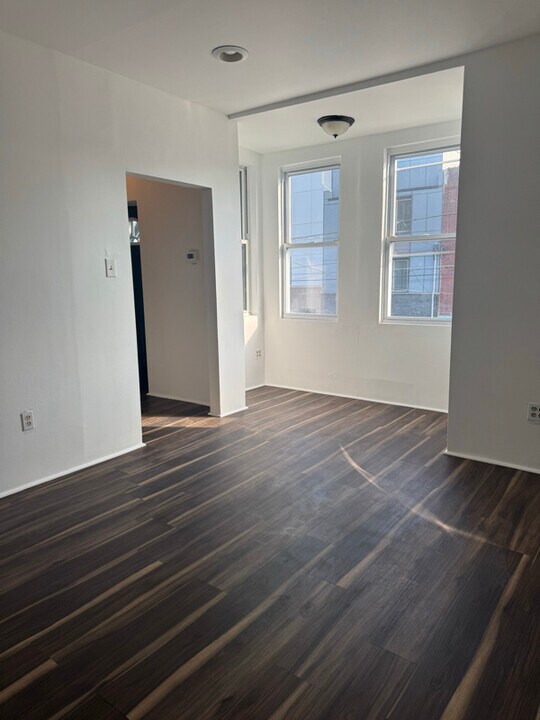 2201 N 5th St in Philadelphia, PA - Building Photo