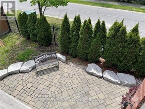 240 Freedom Private in Ottawa, ON - Building Photo - Building Photo