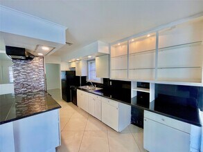 11606 Sagehurst Ln in Houston, TX - Building Photo - Building Photo