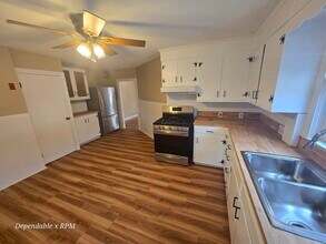 232 Nahatan St in Norwood, MA - Building Photo - Building Photo