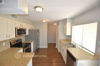 18706 Platte River Way in Dallas, TX - Building Photo - Building Photo
