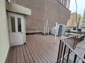 221 E 23rd St in New York, NY - Foto de edificio - Building Photo