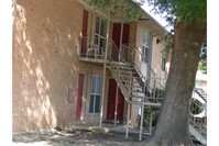 Pineland Apartments in Memphis, TN - Building Photo - Building Photo