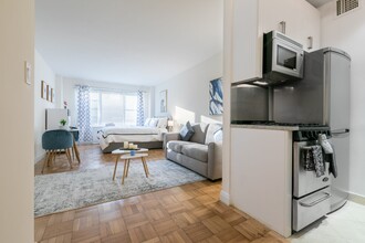 30 Park Ave in New York, NY - Building Photo - Building Photo
